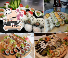 Domino Sushi food