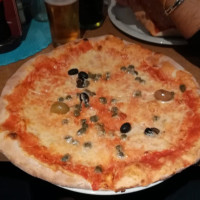 Pizzeria Napoli food