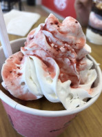 Bop's Frozen Custard Of Tupelo food