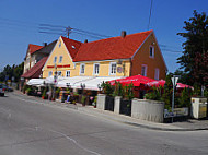 Pizzeria Romana outside