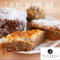 J's Pitaria food