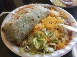 Roberto's Taco Shop food