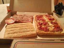 Pizza Hut food