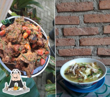 Warung Makan Prasmanan Mbak Nur food