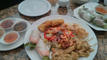 Ben Thanh Restaurant food