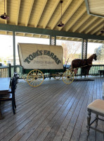 Tom's Farms Cheese And Wine Shoppe inside