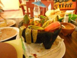 Los Molcajetes food