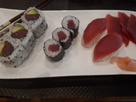 Tokyo Sushi food