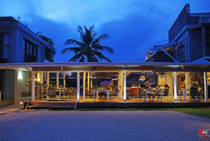 Reef Beach Resort inside