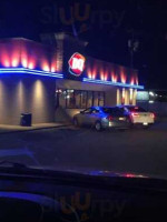 Dairy Queen outside