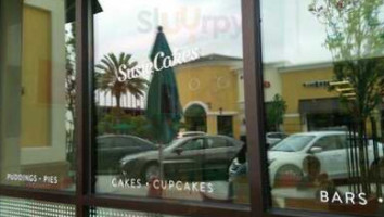 Susiecakes Carlsbad outside