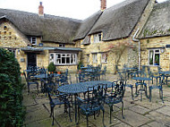 Wykham Arms inside