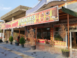 Kervansaray Lokantası outside