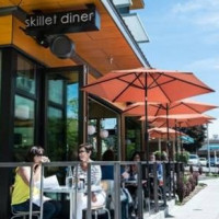 Skillet Diner food