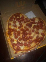 Pizza My Heart food