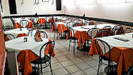 Pizzeria Triangolo inside