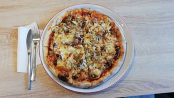 Horsens Stenovns Pizza food