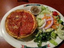 Pizzapapalis Chicago Pizza food