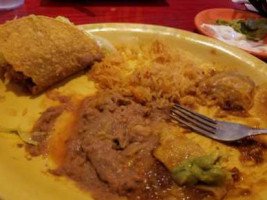 Taqueria La Raza food