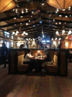 Longhorn Steakhouse inside