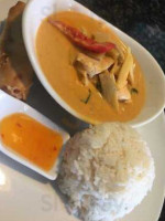 Tahntawan Thai Kitchen food