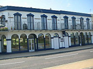 The Ilfracombe Fryer outside