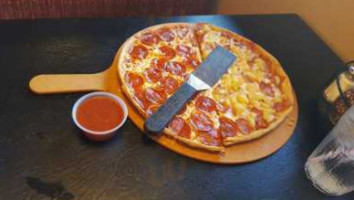 Pizza Hut food