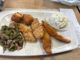 Captain D's Seafood Restaurants food