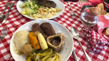 Le Roi du Pot au Feu food