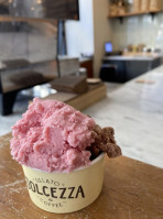 Dolcezza Gelato food