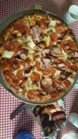 Piara Pizza food