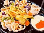 Habibi Shawarma food