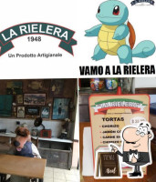 La Rielera Tortas outside