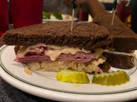 Hubbard Avenue Diner food