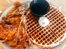 Lolo's Chicken And Waffles food