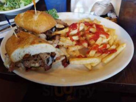 Benicia Grill food