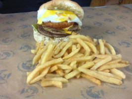 Les Maqueux D'frites food