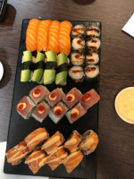 Yami Sushi Viby J food