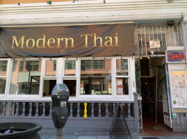 Modern Thai food