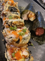 Mamma's Sushi food