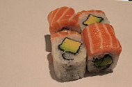 Le Sushi food