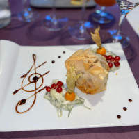 restaurant de la haute ville food