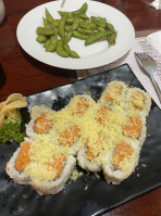 Okinii Sushi, Sushi-all-you-can-eat food