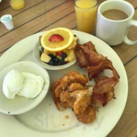 Lazy Loggerhead Cafe food