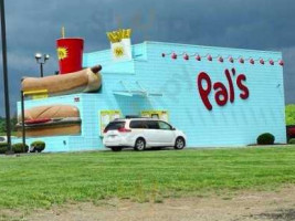 Pal's Sudden Services outside