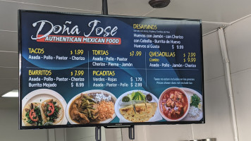 Doña José food