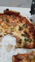 Giovanni's Pizza food