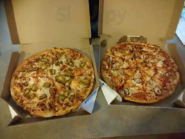 Domino's Pizza food