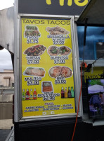 Tavos Tacos food