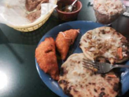 El Guanaco food